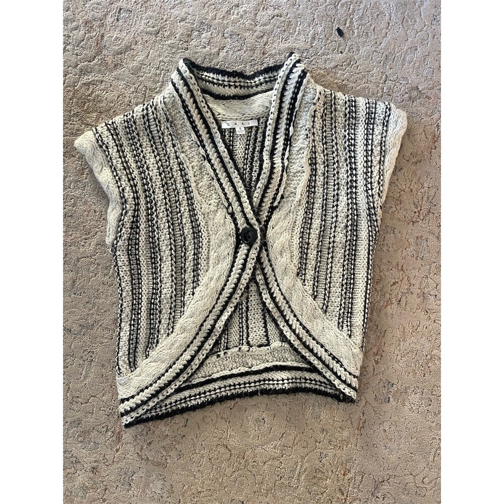 CAbi Sweater Shrug Vest Womens Size S Ivory Striped Sleeveless One-Button
